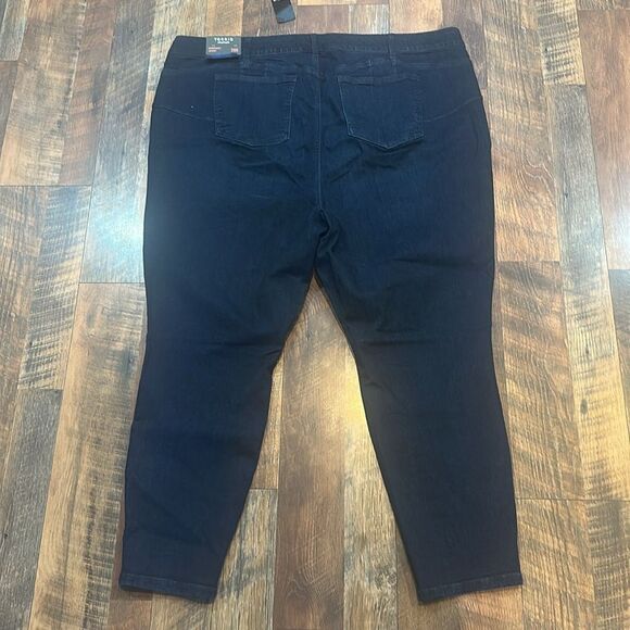 Torrid dark wash Skinny Jeans Mid-Rise Classic 28 (4400) NWT - Picture 4 of 5